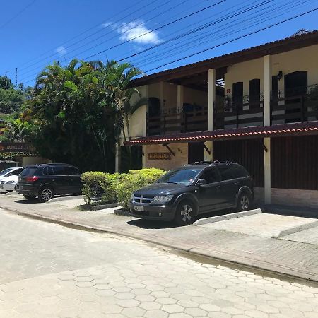 Apartamento Estilo Chale Com Piscina Ubatuba Luaran gambar