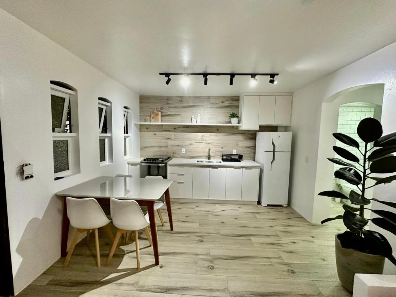 Apartamento Estilo Chale Com Piscina Ubatuba Luaran gambar