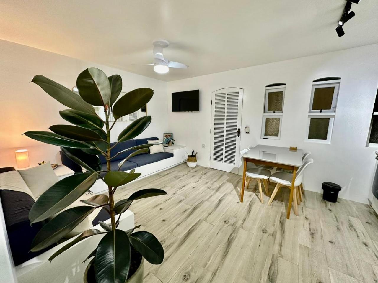 Apartamento Estilo Chale Com Piscina Ubatuba Luaran gambar